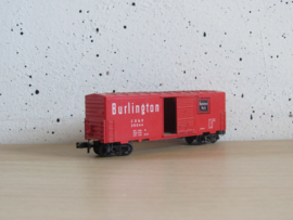 Micro-Trains N USA 20338 Boxcar (Burlington) in vervangende verpakking