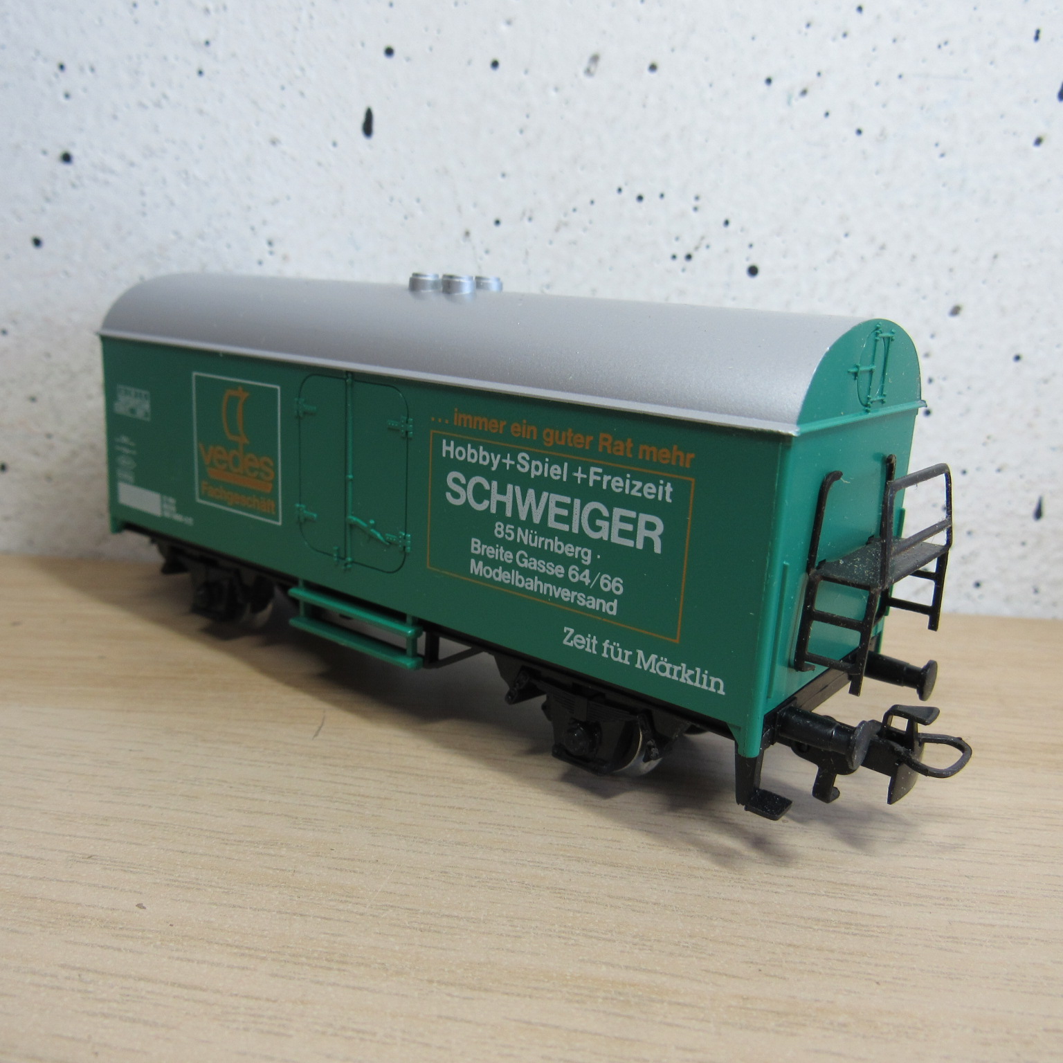 Marklin 4415 DB Gesloten goederenwagen (koel) (Vedes) in ovp