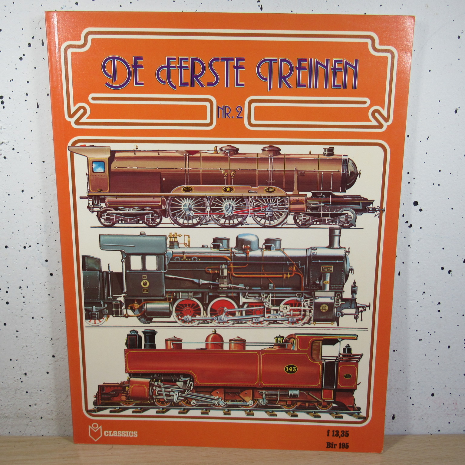 De eerste treinen NR.2 boek