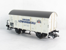 Marklin 4678 (AC) DR Gesloten goederenwagen (Haller Löwenbräu) met remmershuis in ovp