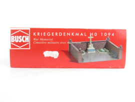 Busch H0 1094 Oorlogsmonument in ovp