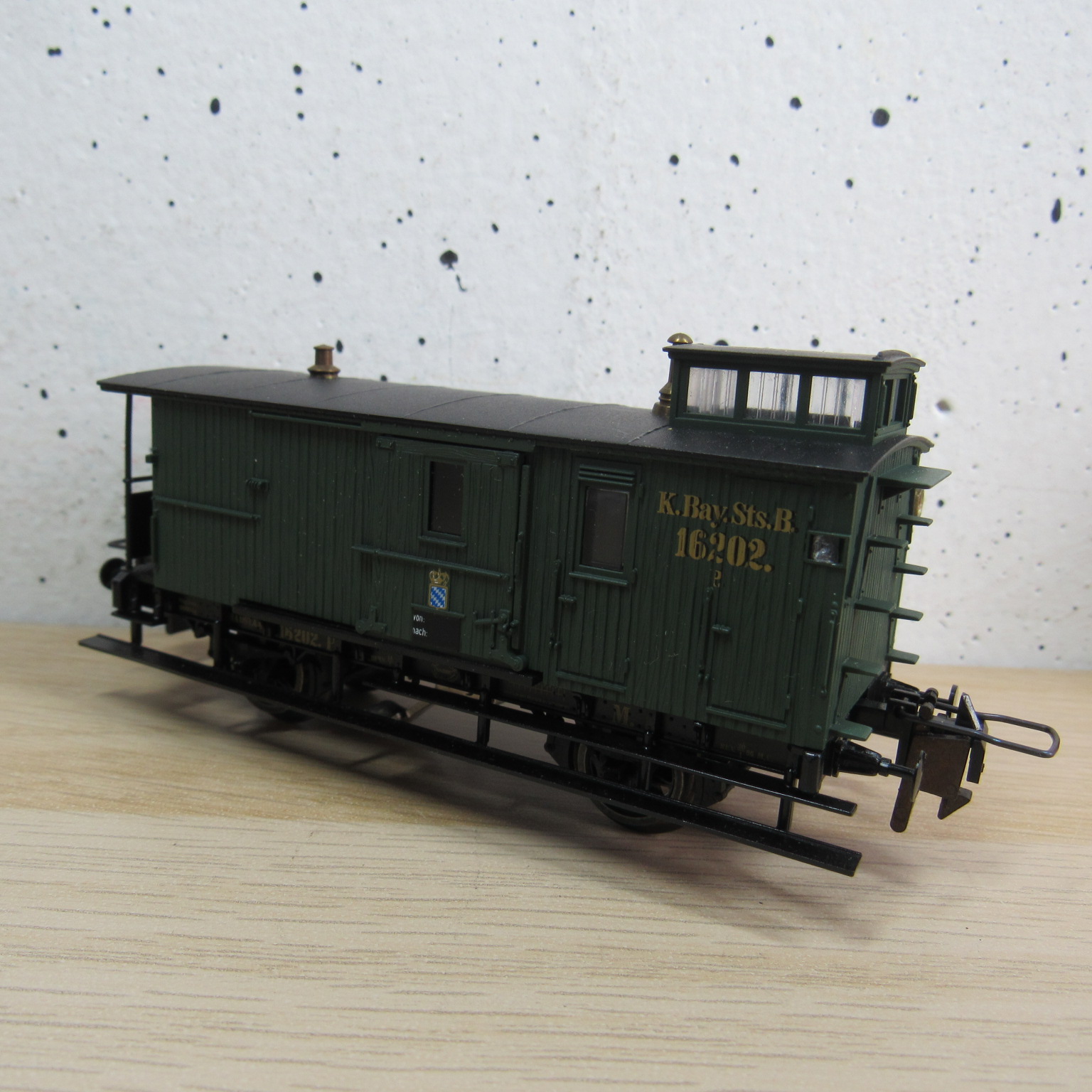Trix express 53 3400 00 K.Bay.Sts.B bagagewagen in ovp