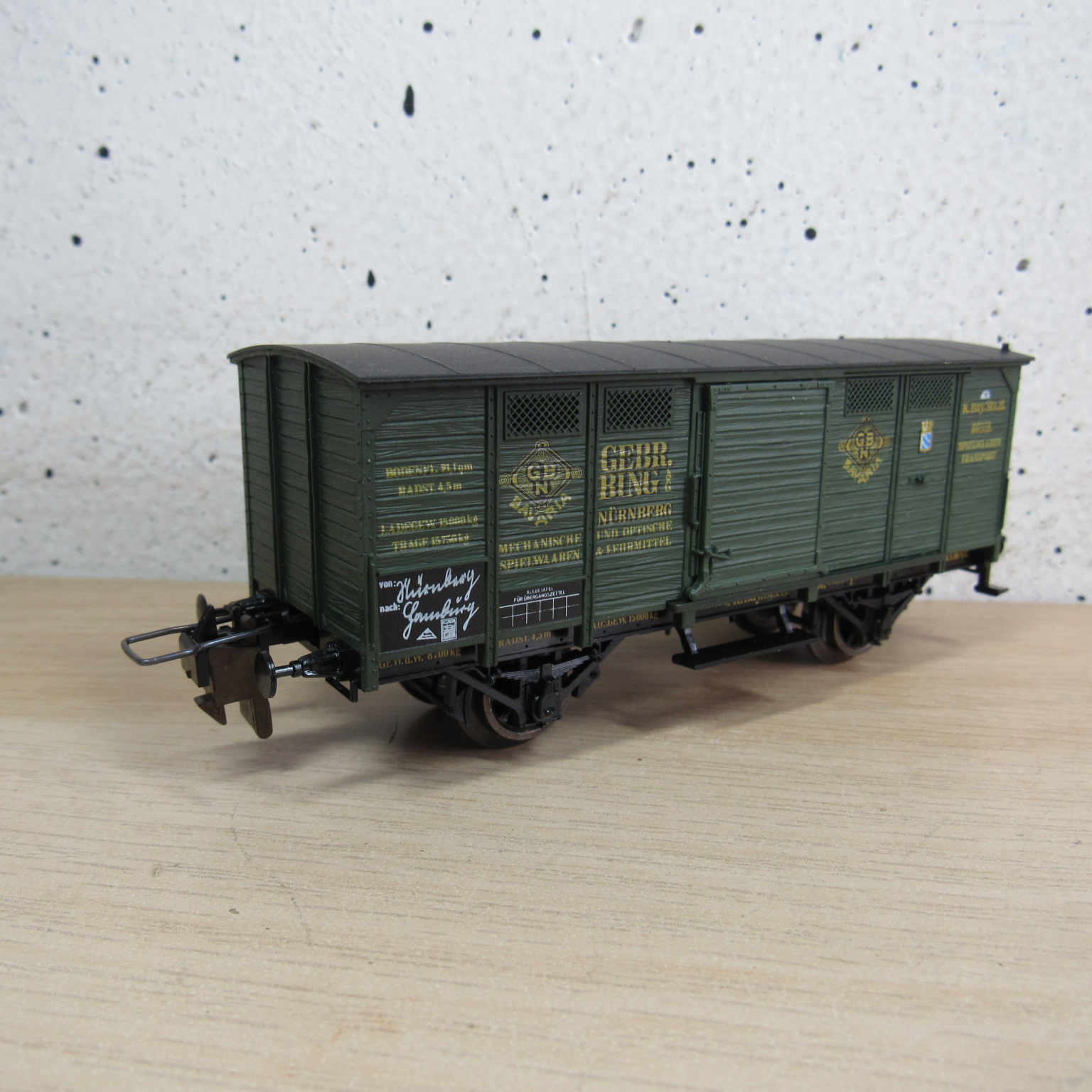 Trix express 53 3411 00 K.Bay.Sts.B gesloten wagen in ovp