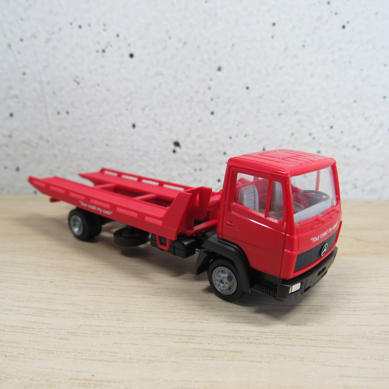 Merk onbekend Mercedes autotransportwagen Your crash my cash zonder ovp