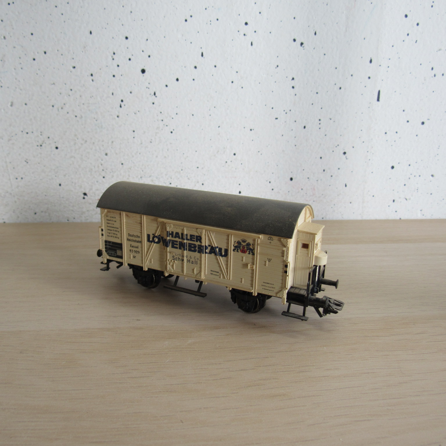 Marklin 4678 DR gesloten wagen in ovp