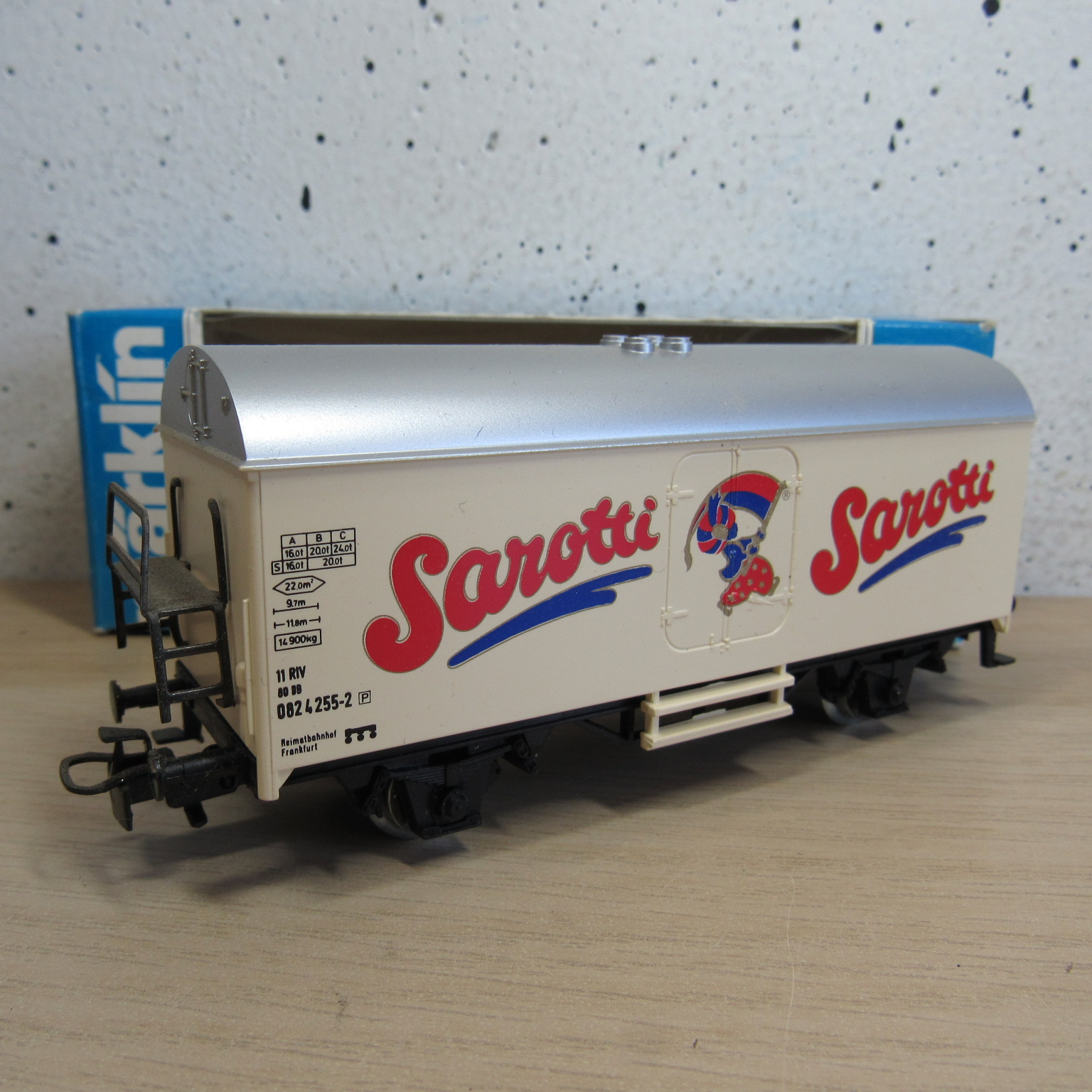 Marklin 4415 DB Gesloten goederenwagen (koel) (Sarotti) in ovp