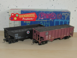 LNE 13305 hopper car & Santa Fe AT SF 180 743 in vervangende verpakking