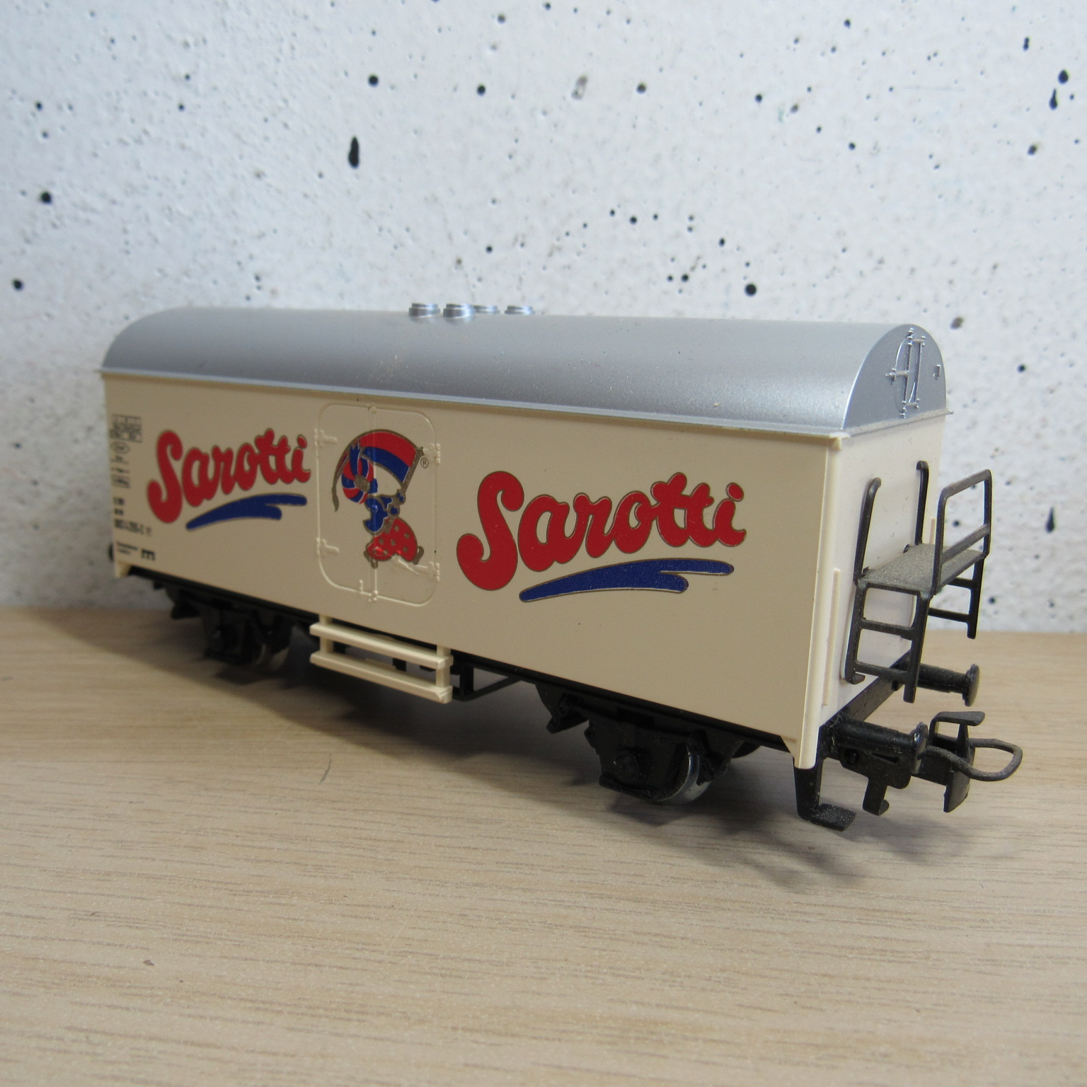 Marklin 4415 DB Gesloten goederenwagen (koel) (Sarotti) in ovp