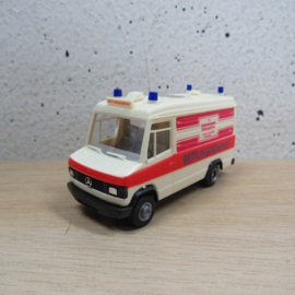 Herpa Mercedes Rettungsdienst bus zonder ovp