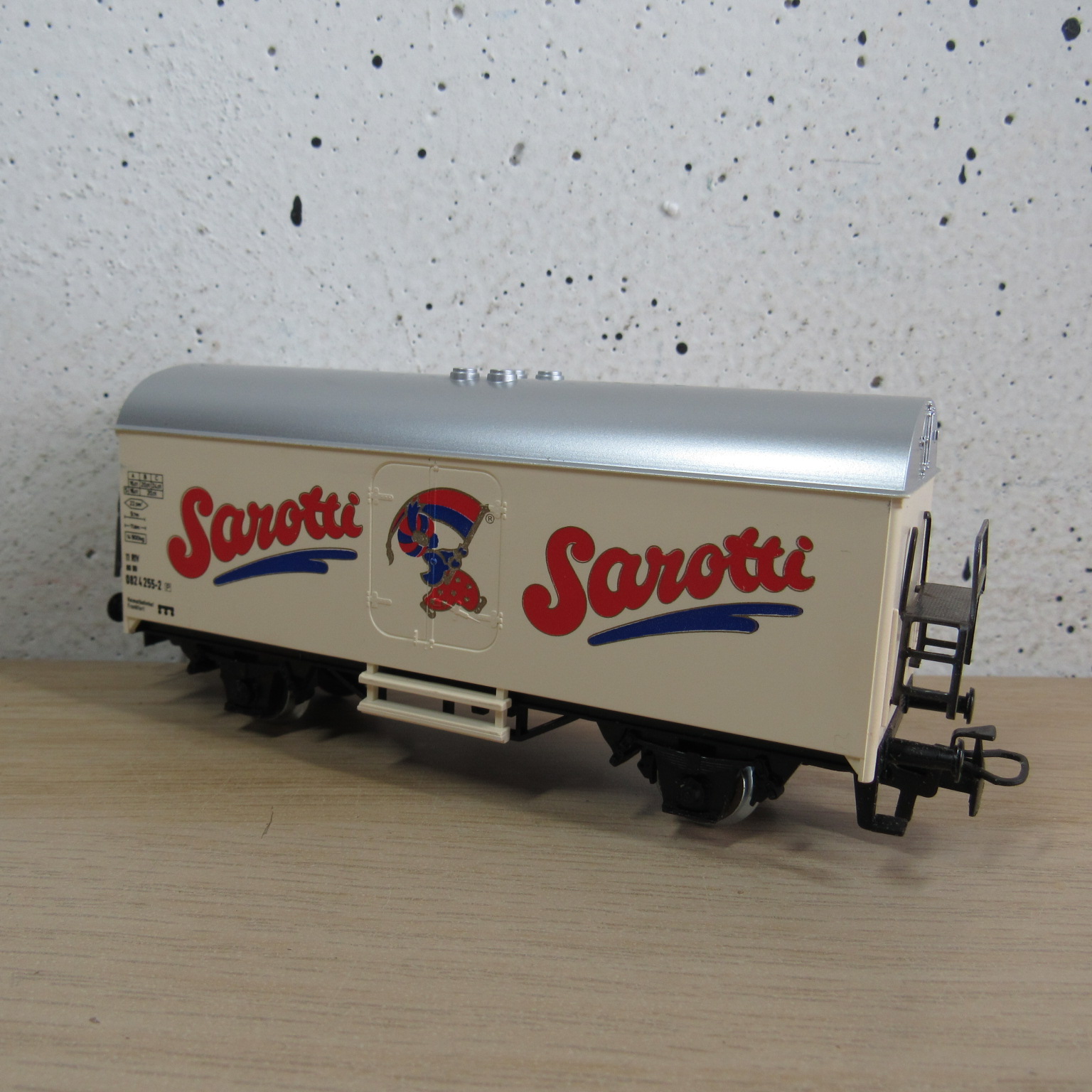 Marklin 4415 DB Gesloten goederenwagen (koel) (Sarotti) in ovp