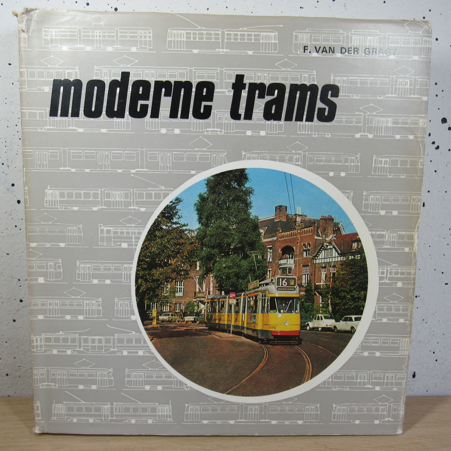Moderne trams boek