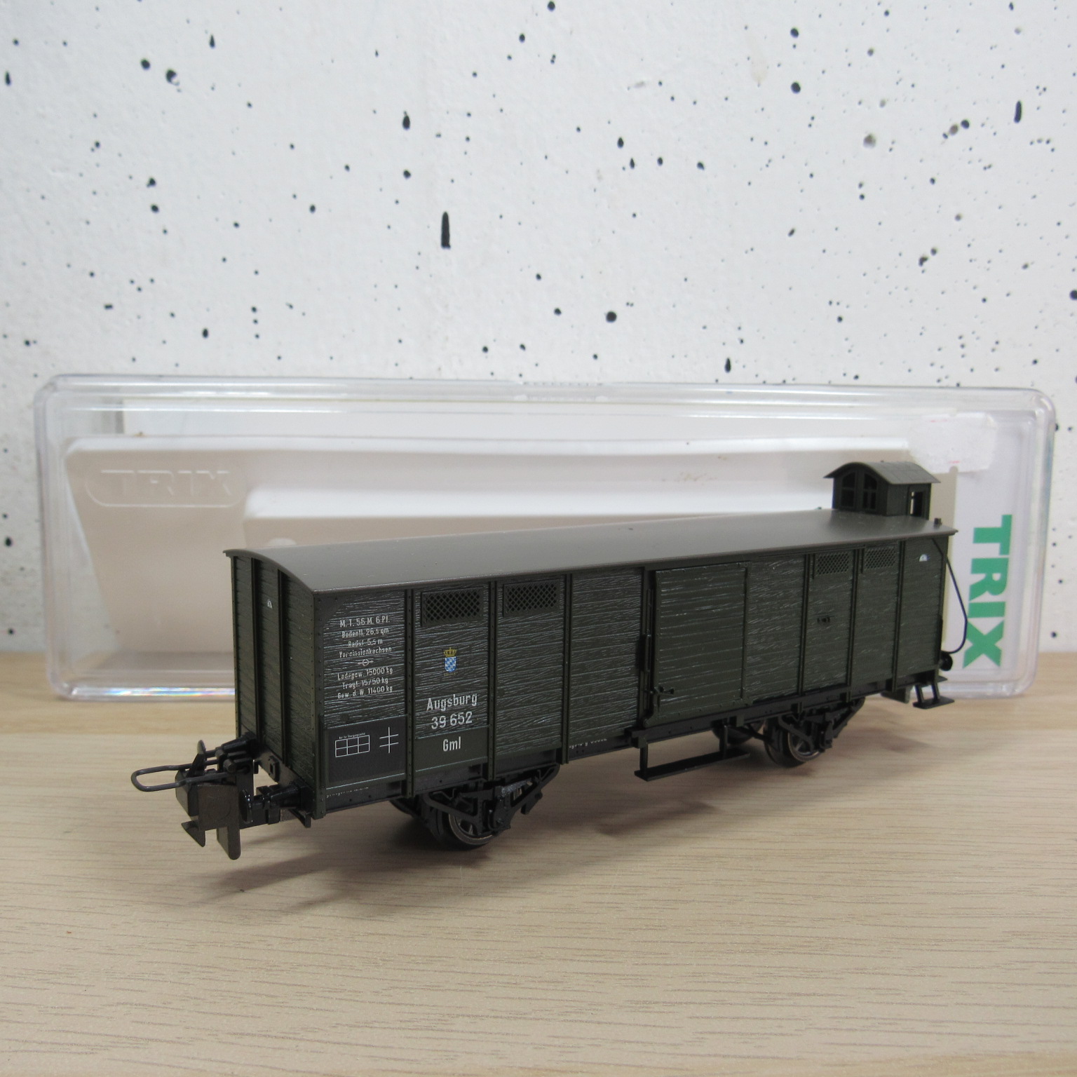 Trix express 23959 K.Bay.Sts.B gesloten wagen in ovp