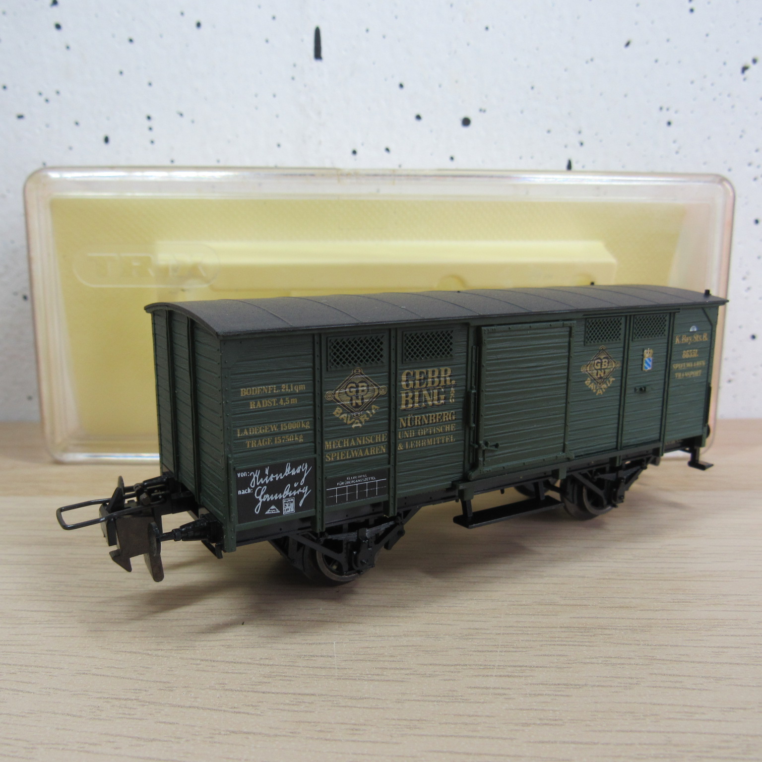 Trix express 53 3411 00 K.Bay.Sts.B gesloten wagen in ovp