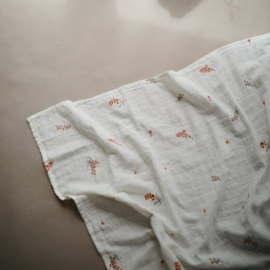 Mushie | Swaddle - Flowers (120x120cm)