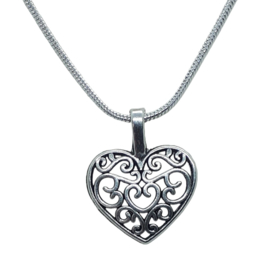 Hartje ketting zilverkleurig