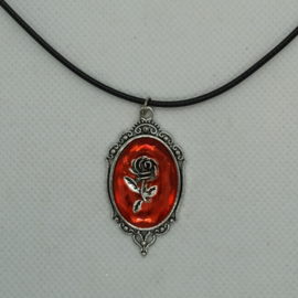 Gothic red crystal rose aan zwarte ketting (Elmadi bijoux)