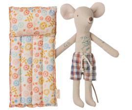 Maileg | beach mouse with air matras