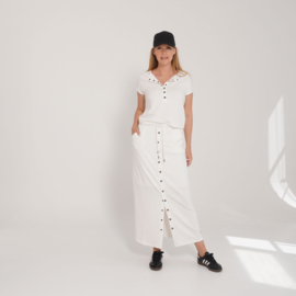 Top met drukknopen en borduur offwhite