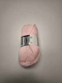 Lammy Yarns Victory 711
