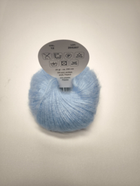Lammy Yarns Soft Sensation 012