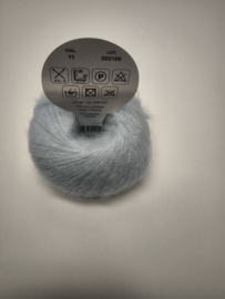 Lammy Yarns Soft Sensation 011