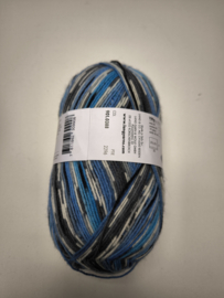 Lang Yarns Super Soxx Color 4 ply 388