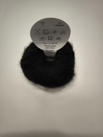 Lammy Yarns Soft Sensation 001
