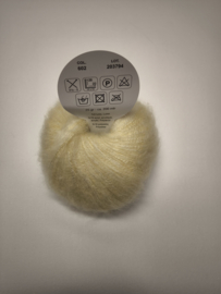 Lammy Yarns Soft Sensation 602