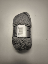Lammy Yarns Rio 4 038