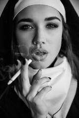 Smoking hot non (BW)