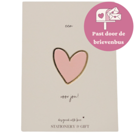PIN | Een hartje voor jou | met een roze pin