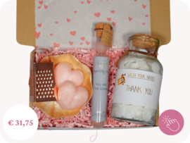 Bedankt cadeau "You are amazing" - Cadeaubox