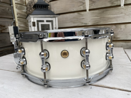 Pearl Masters premium legend snare 14x5.5” white
