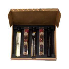 Giftbox 4 - Wijnproeverij met 3 wijnen en 16 chocolade truffels