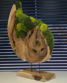 Houten object op voet