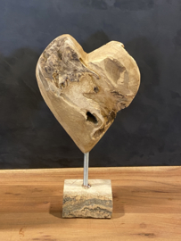 Houten hartjes op standaard