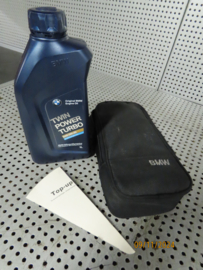 BMW tasje/ houder voor motorolie inclusief fles