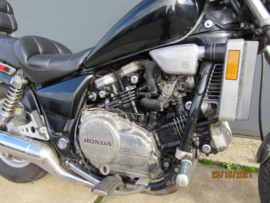 Honda VF700C Magna Custom - VF 700 C Chopper b.j. 1986 (VERKOCHT!)