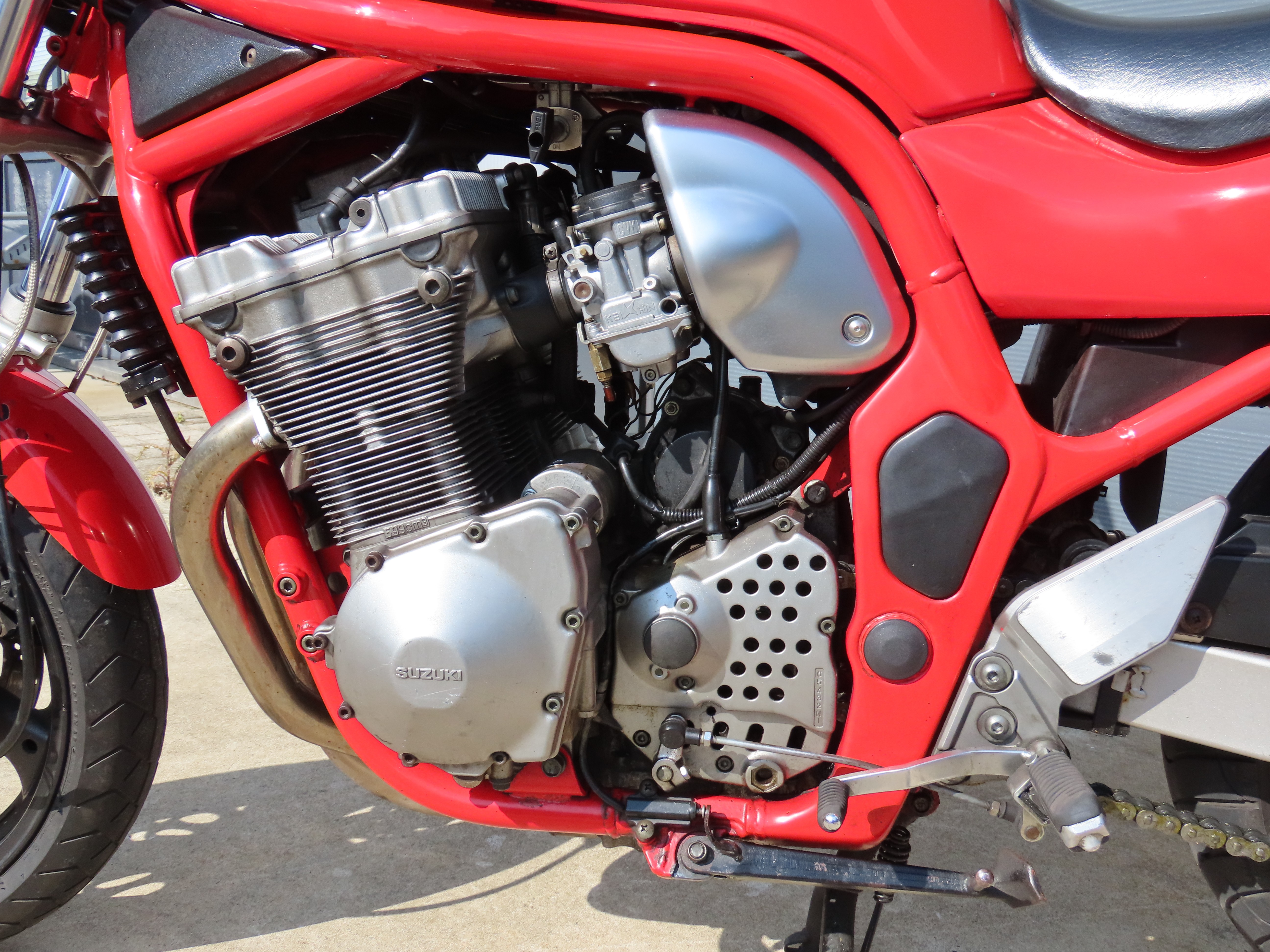 Nette GSF600N Bandit GSF 600 Naked b.j. 1995 Rood!