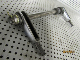 Achteras Compleet As  CB750 & CB900 achterwiel 20MM incl. spanners e.d.