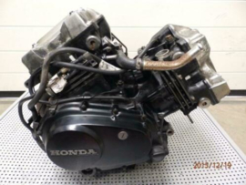 Honda VF400F VF 400 F V4 Blok Motorblok Compleet VF400