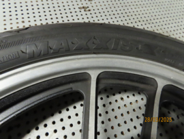 Voorwiel Front-wheel Wiel met Z.G.A.N. band GSX400E - GSX 400 E '84