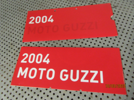 Moto-Guzzi 2004 modellen kleurenfolder Reclame Advertentie