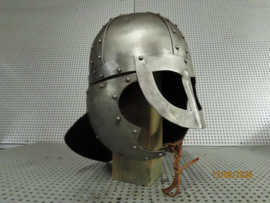 Middeleeuwse Helm Vikinghelm Stalen Replica Re-enactment