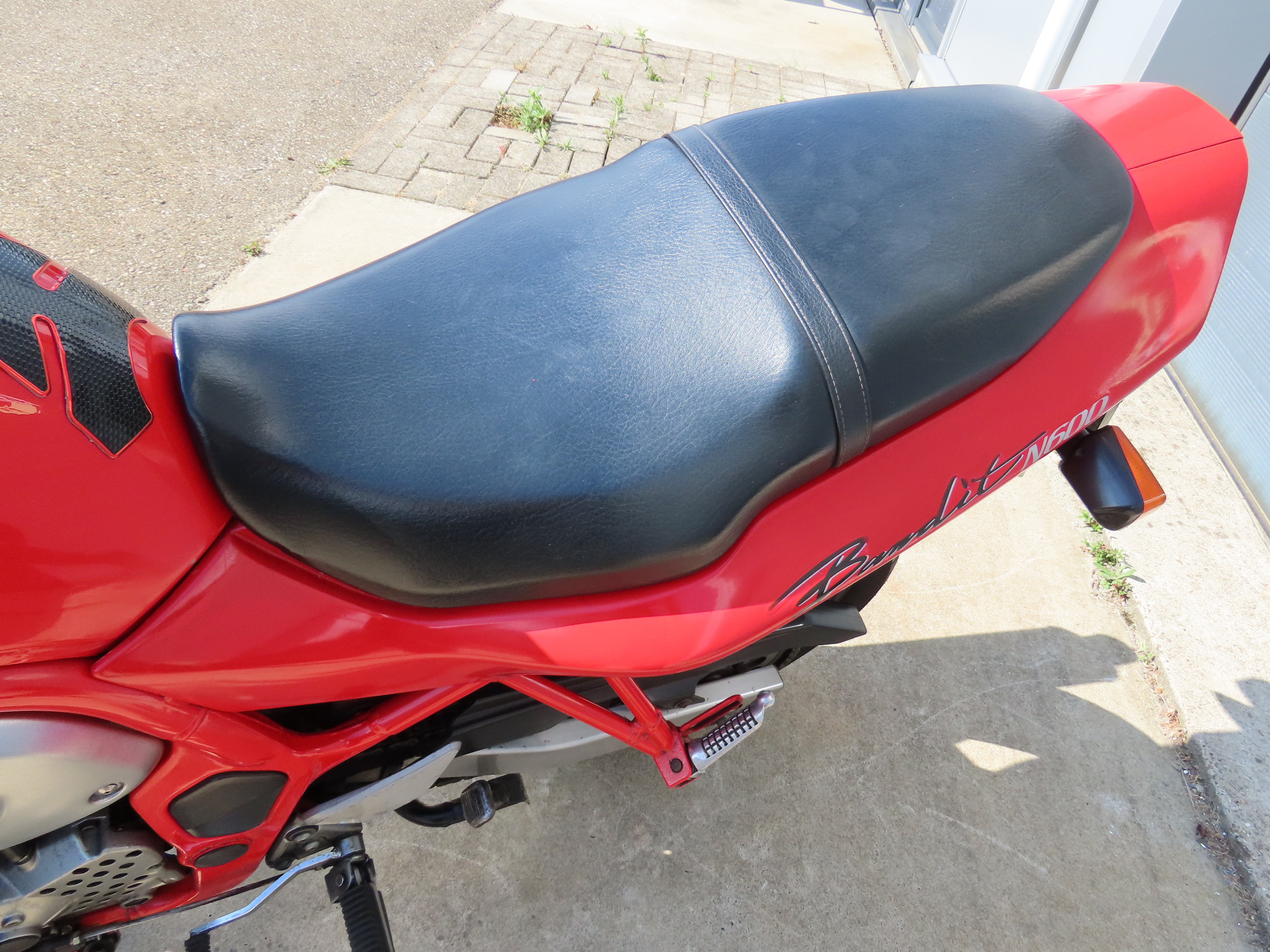 Nette GSF600N Bandit GSF 600 Naked b.j. 1995 Rood!