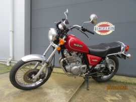 Leuke GN250 Custom-Bike Suzuki GN 250 / 16KW / b.j.'97 A2 (VERKOCHT!)