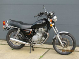 Leuke GN250 Custom-Bike Suzuki GN 250 / 16KW / b.j. 1991 (VERKOCHT!)