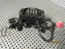 Kroonplaat met zekeringhouder / kroonstuk CB750 RC04