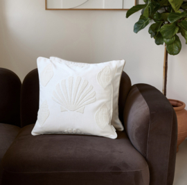 Riviera Maison Sandy Shell Pillow 50x50 PRE ORDER