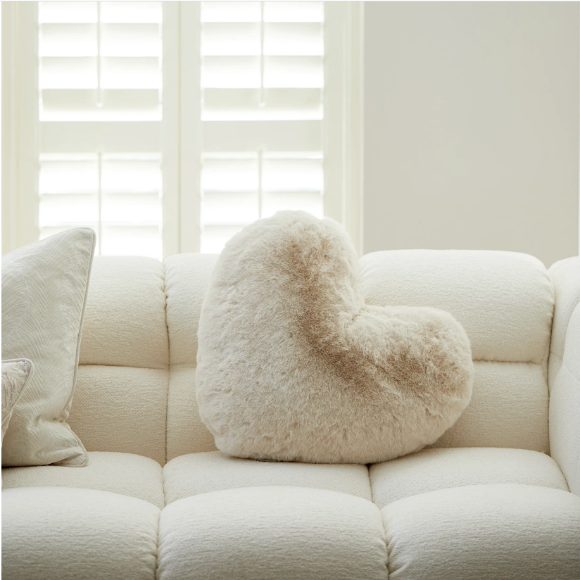 Riviera Maison Heather Heart Faux Fur Pillow